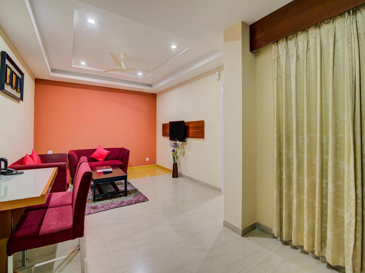 Gardeenia Comfortes Suites-Fully Vaccinated Staff Бангалор Экстерьер фото