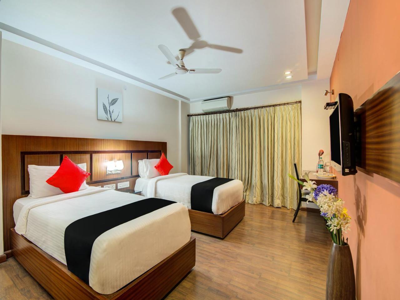Gardeenia Comfortes Suites-Fully Vaccinated Staff Бангалор Экстерьер фото