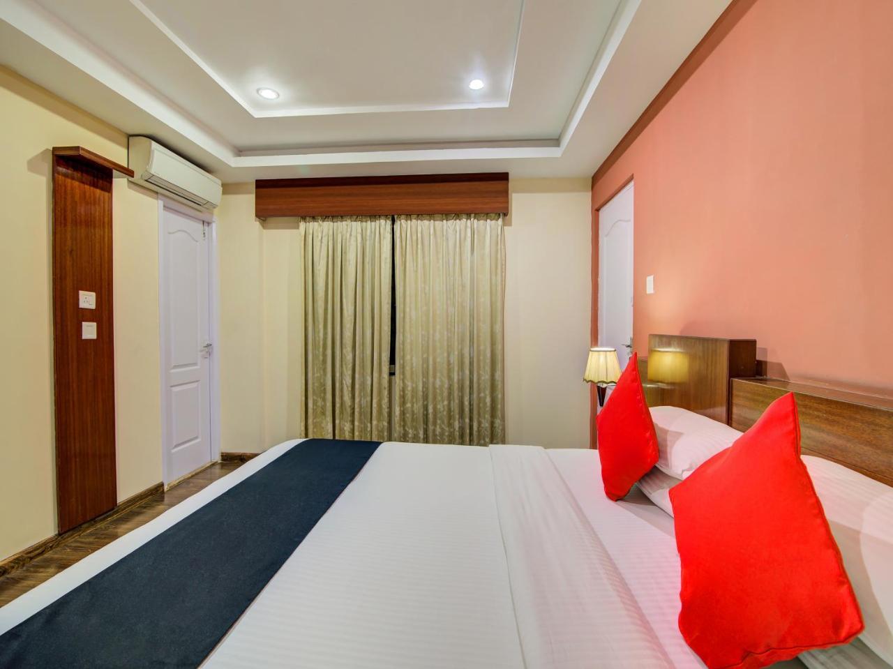 Gardeenia Comfortes Suites-Fully Vaccinated Staff Бангалор Экстерьер фото