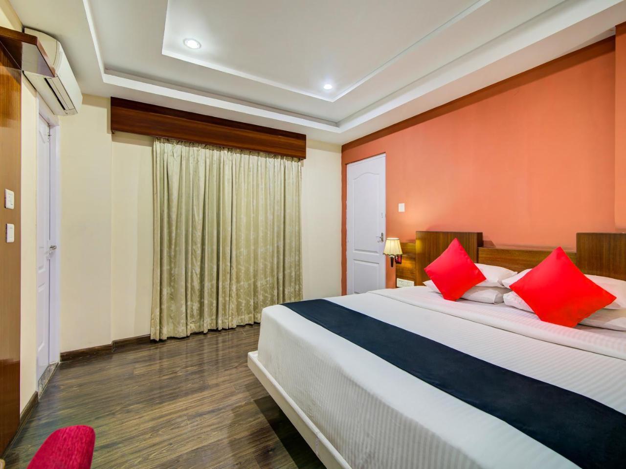 Gardeenia Comfortes Suites-Fully Vaccinated Staff Бангалор Экстерьер фото