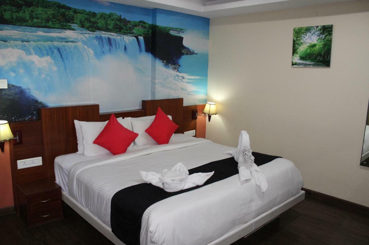Gardeenia Comfortes Suites-Fully Vaccinated Staff Бангалор Экстерьер фото